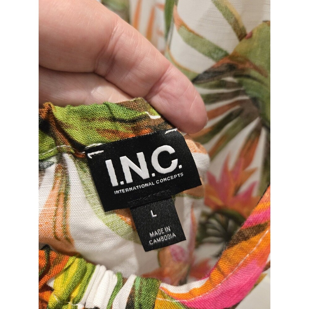 INC Tropical Design Halter Top - Picture 4 of 9